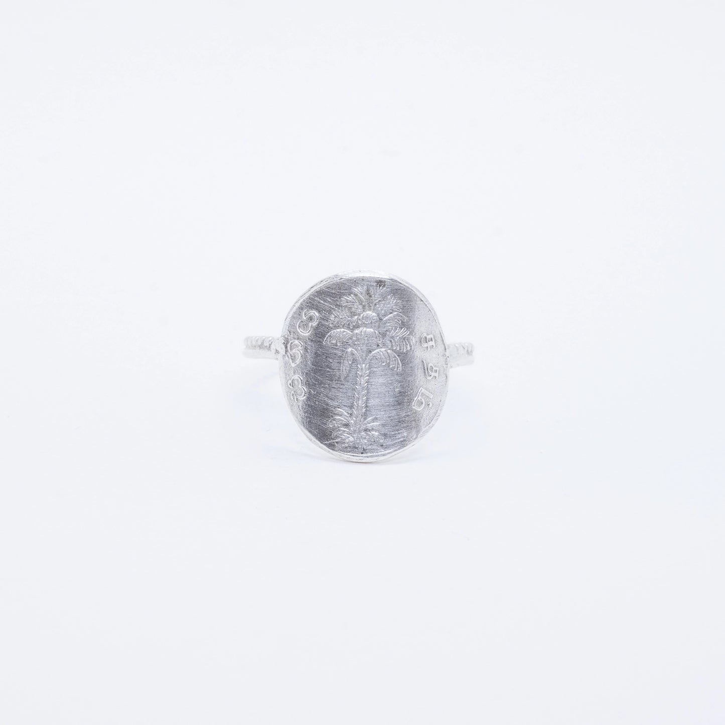 CHAMAEROPS RING