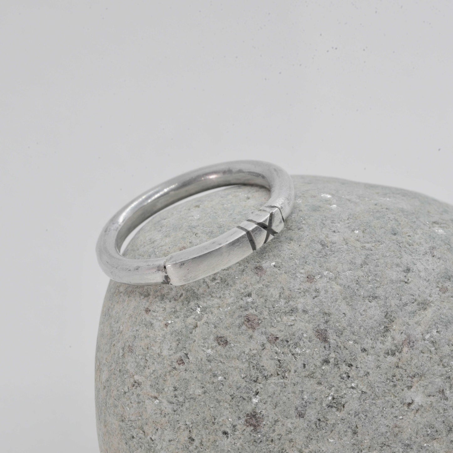 bague argent massif oxydé homme