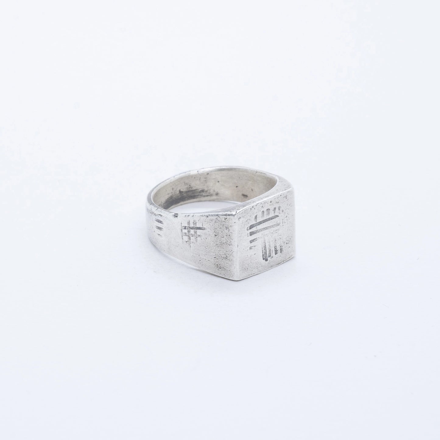 CENTAUR SIGNET RING